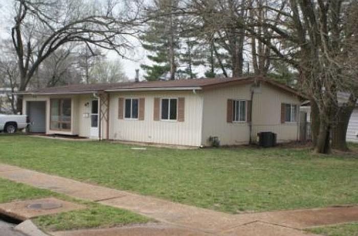 1st image of 6401 Evergreen Blvd