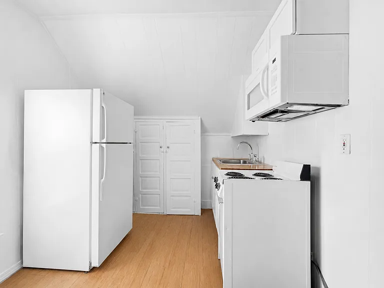 1511 E Harry Ave #1513 — Photo 2