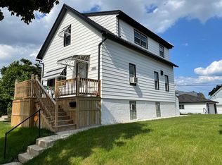 3162 S 16th St, Milwaukee, WI 53215