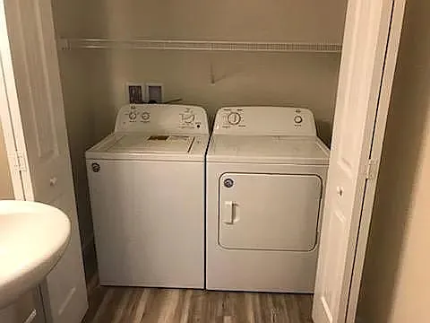 1745 Matthew Dr — Photo 5