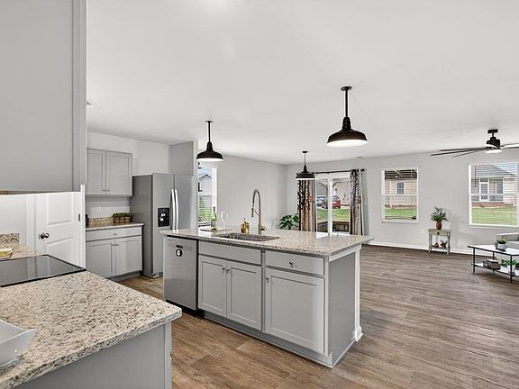 4th image of 345 Mesa Ct