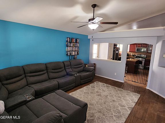 3rd image of 12328 Sombra Grande Dr