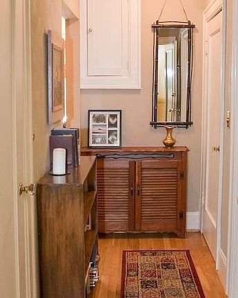 2nd image of 321 Boylston Ave E #204