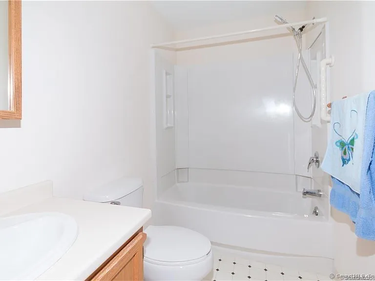 6 Larkspur Ln #6 — Photo 11
