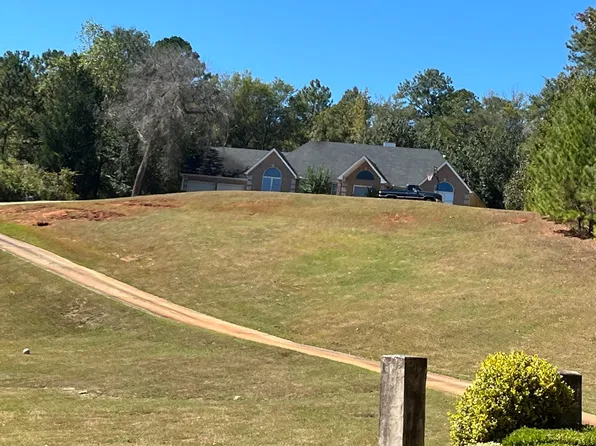 5798 Kentucky Downs Dr, Macon, GA 31210