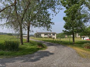 109 Sunrise Dr, Fredericksburg, PA 17026