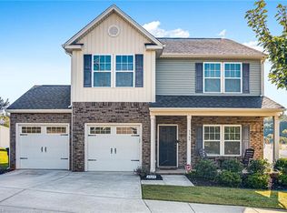 3369 Grandview Club Rd, Pfafftown, NC 27040