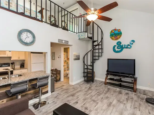 14825 Windward Dr APT 201, Corpus Christi, TX 78418