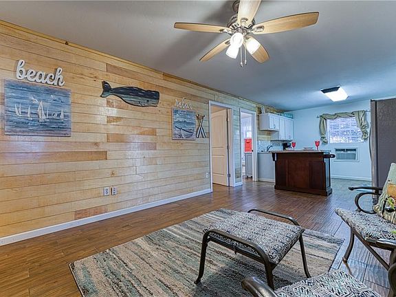 5th image of 14525 N 2078th Pl