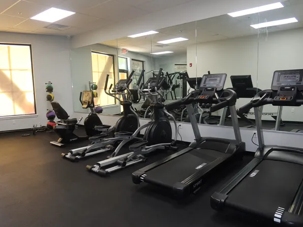 305 West Side Avenue image 20 of 22