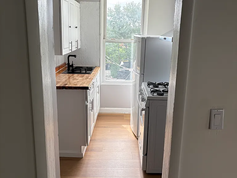 21 High St #1 — Photo 3