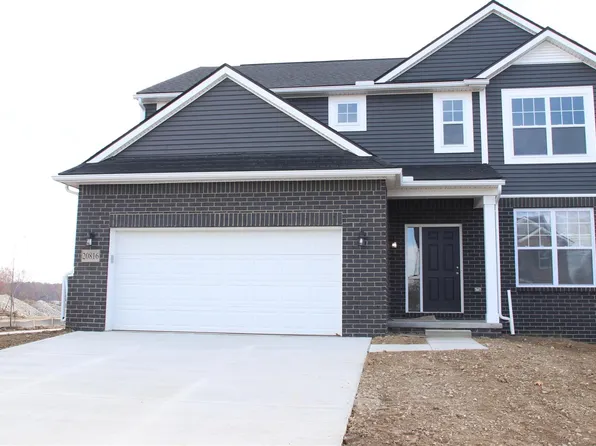 Ten Butcher Rd, Fenton, MI 48430