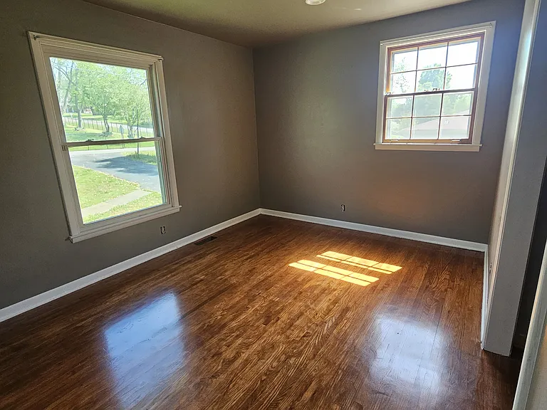 311 Roberta Dr — Photo 10