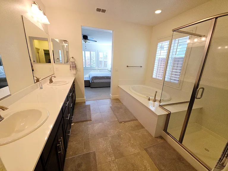 2488 Remy Cantos Dr — Photo 37