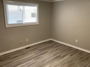 109 W 8th St, Owasso, OK 74055