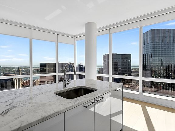 2nd image of 1 Franklin St #5105