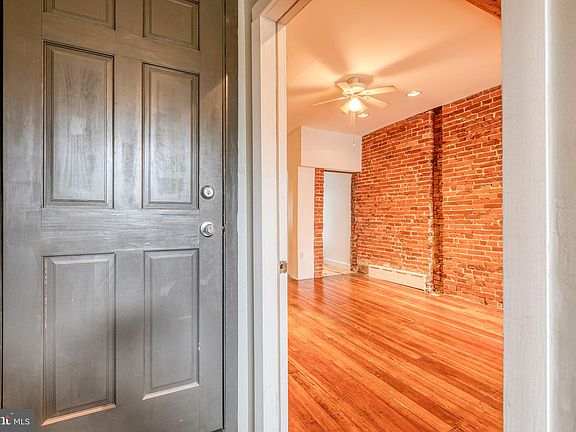 3rd image of 1335 Mifflin St Floor 1