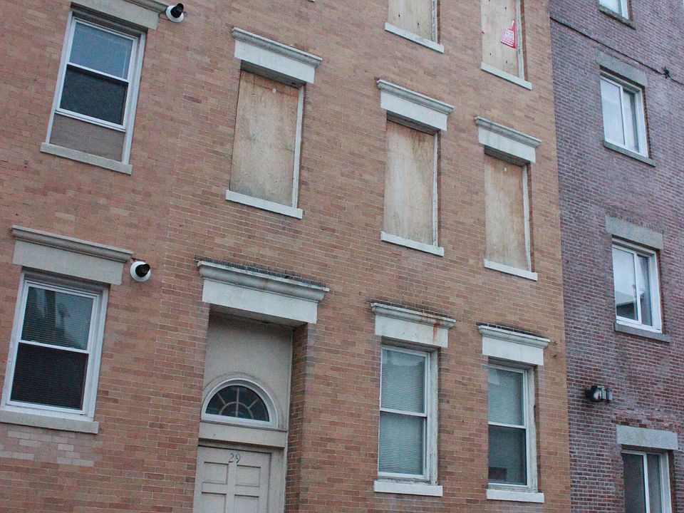 2nd image of 27-29 North Margin St