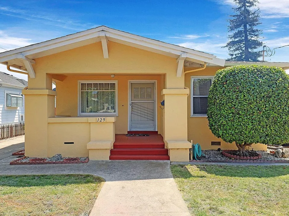 129 Oakes Blvd