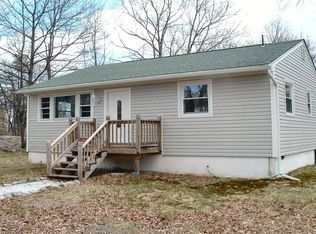 Bluebird Ln, Bushkill, PA 18324