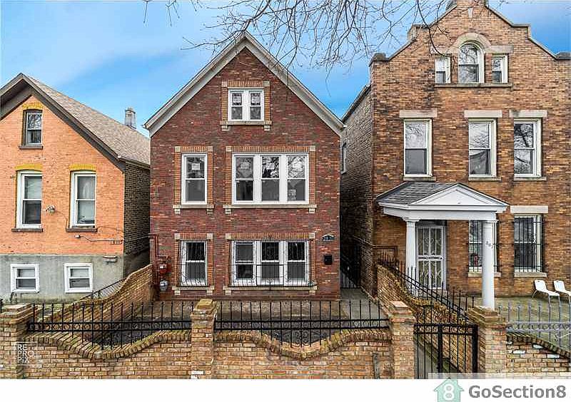 1st image of 2831 S Drake Ave #1