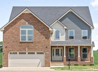 1695 Cabana Dr, Clarksville, TN 37042