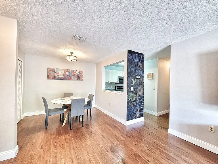 3705 SW 27th St #527 — Photo 8
