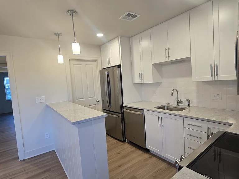 29 Mainland Rd #2 — Photo 12