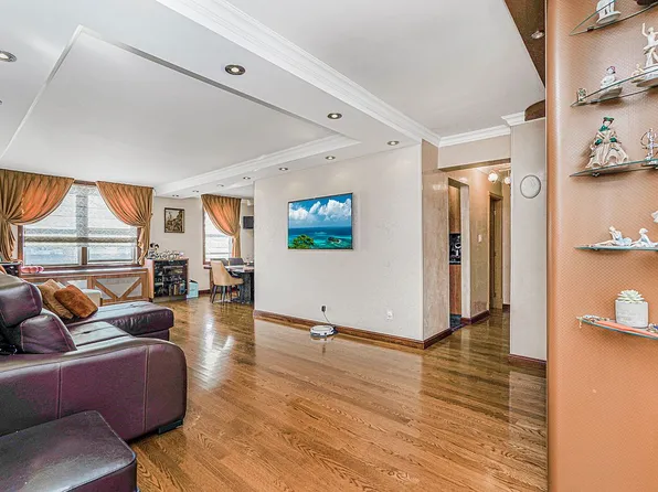 735 Avenue W #3F, Brooklyn, NY 11223