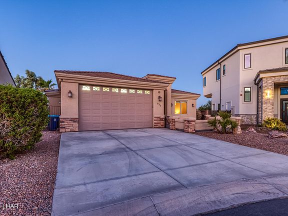 3rd image of 677 Grand Island Cir