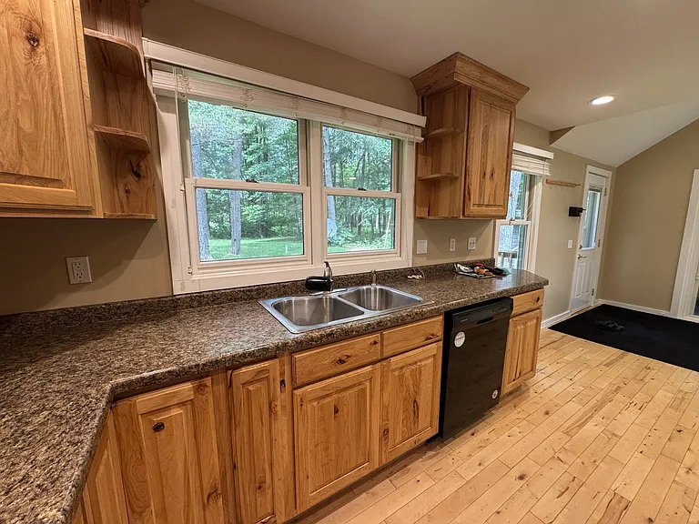 10519 Curtis Lake Ln — Photo 6
