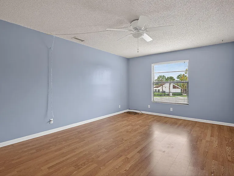 707 Stonewood Ct #19C — Photo 14
