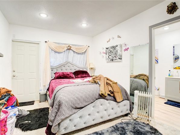 bakersfield-california-18888779 picture