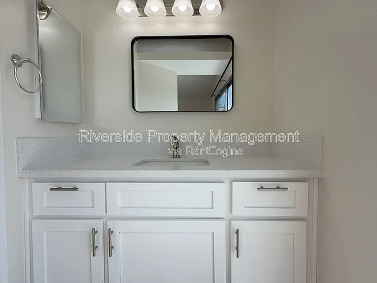 11883 Bayless St — Photo 21