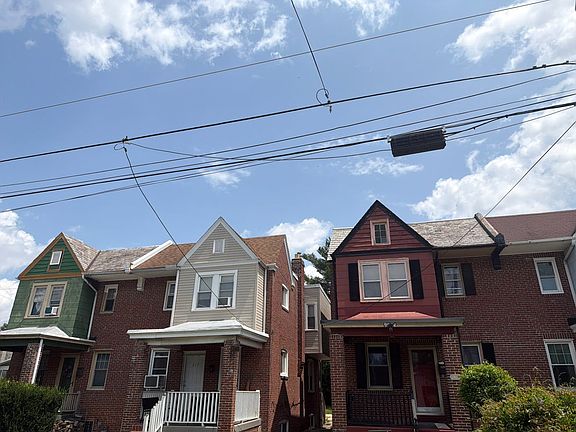 2nd image of 613 W 30th St