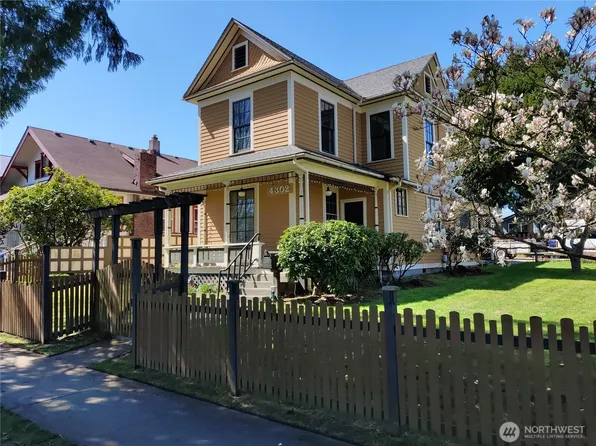 4302 S J Street, Tacoma, WA 98418