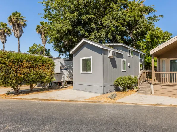 5878 Garlic Farms Dr #80, Gilroy, CA 95020