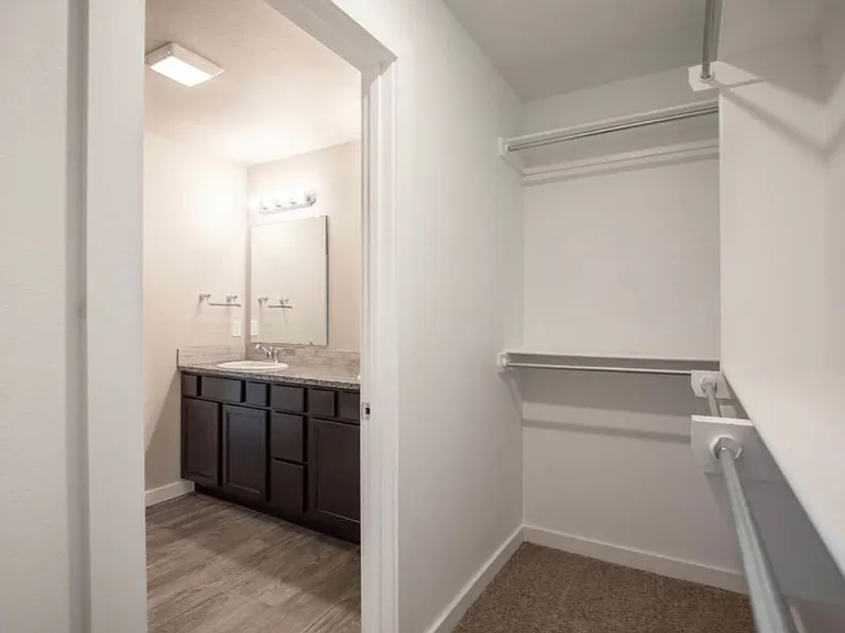 14408 Avenue X St — Photo 11