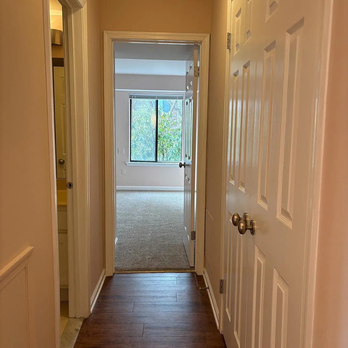 2 bed, 2.0 bath, 1230 sqft, $2,200 — Photo 4
