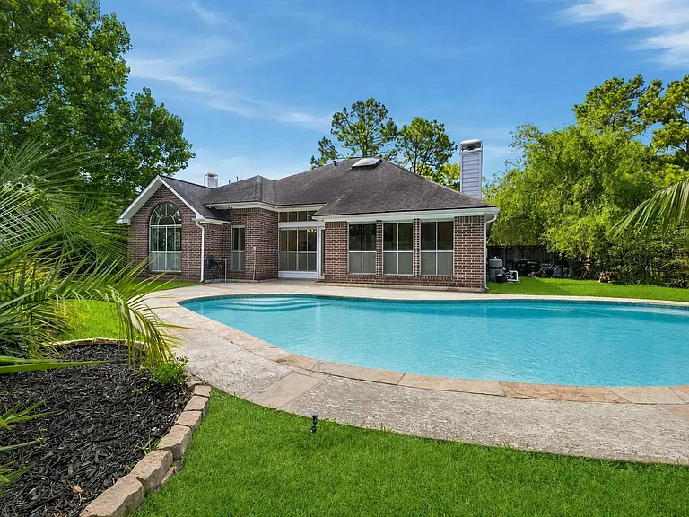 1638 Almond Brook Ln — Photo 1