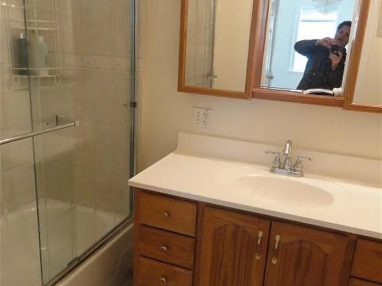 6 Lincoln Ave #1 — Photo 3