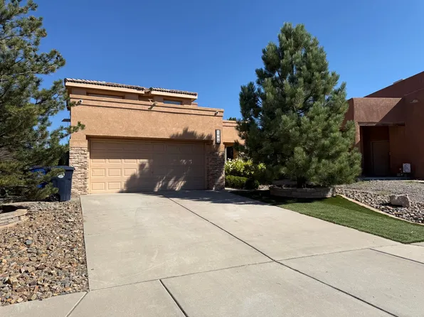1005 Via Chamisa NE, Albuquerque, NM 87113