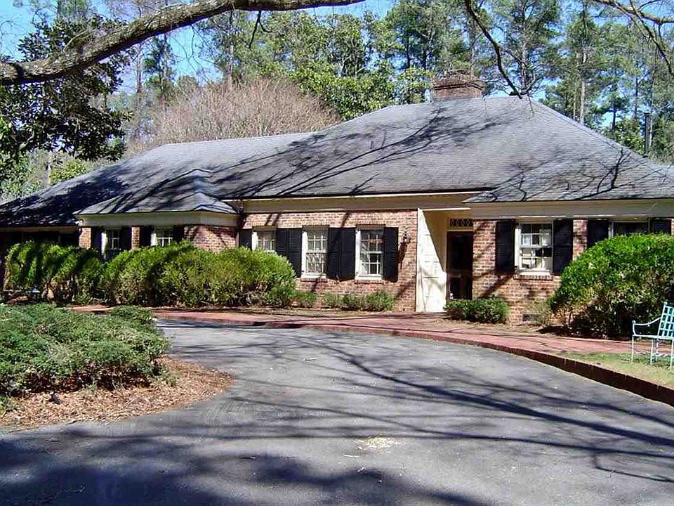 1st image of 101 Montgomery Dr