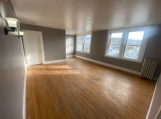 5 School St APT 2, Claremont, NH 03743