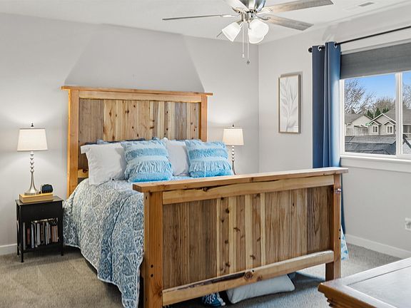 2nd image of 1655 E Netley St