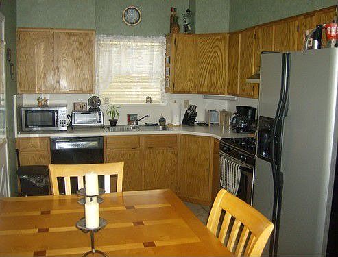 3rd image of 539 Crestview Dr