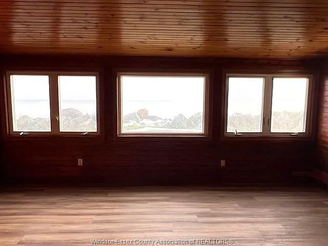 394 Robson Rd — Photo 9