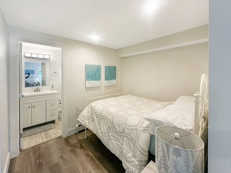 502 Wellington Rd — Photo 5