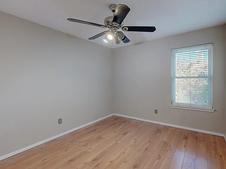 791 Chateau Ln — Photo 20