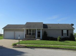 1360 Lyric Ct, Boonville, MO 65233